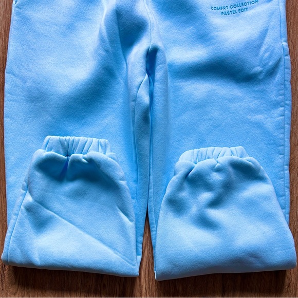 Comfrt Pastel Edit Pastel Blue Joggers EUC - Picture 2 of 4